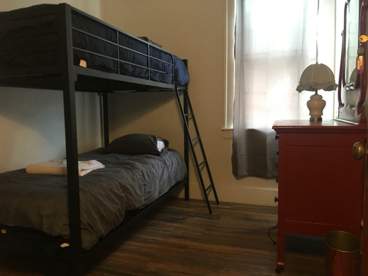 Hamtramck Hostel Detroit Ngoại thất bức ảnh